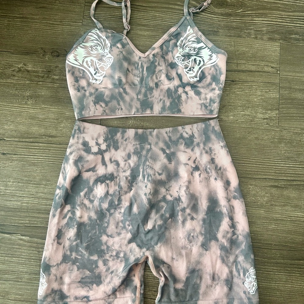 Darc Sport sports top and shorts set
